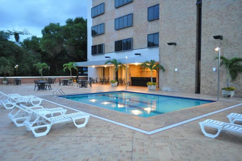 Hotel Rede Andrade Luxor