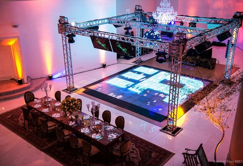 هتل Swan Novo Hamburgo