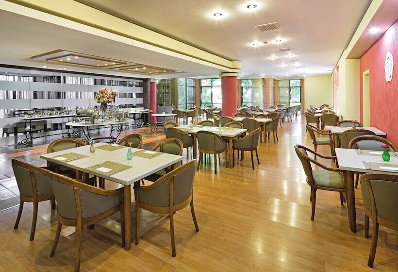 هتل Swan Novo Hamburgo