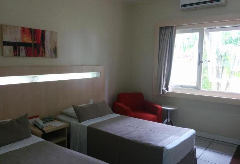 בית מלון כפרי Vila Rica Belem