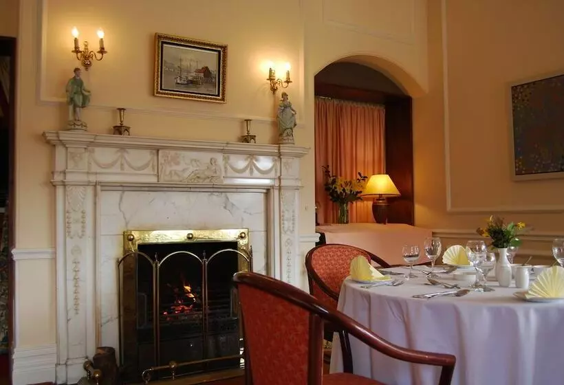 בית מלון כפרי Enniskeen Country House