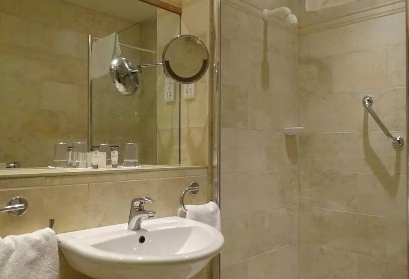 בית מלון כפרי Enniskeen Country House