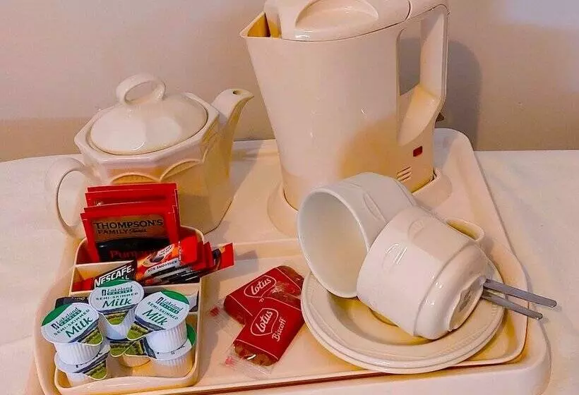 בית מלון כפרי Enniskeen Country House