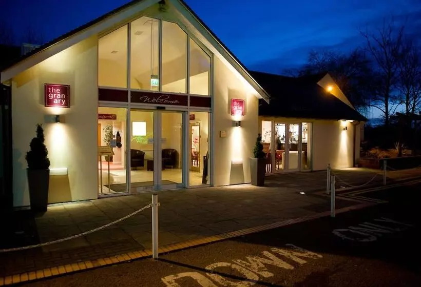 ホテル Granary Villa