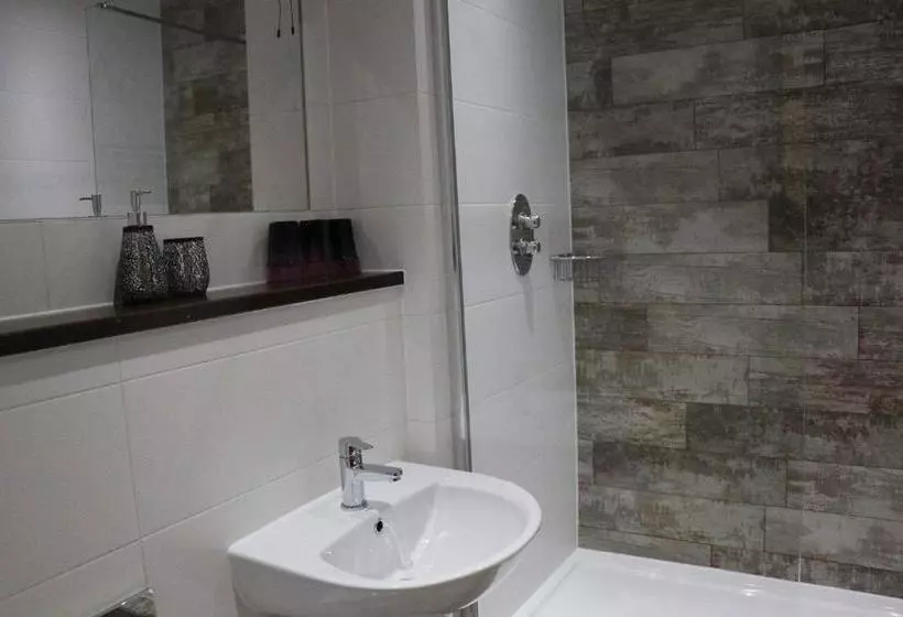 בית מלון כפרי The Griffin Inn