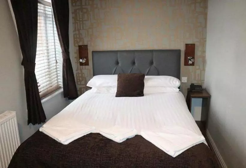 בית מלון כפרי The Griffin Inn