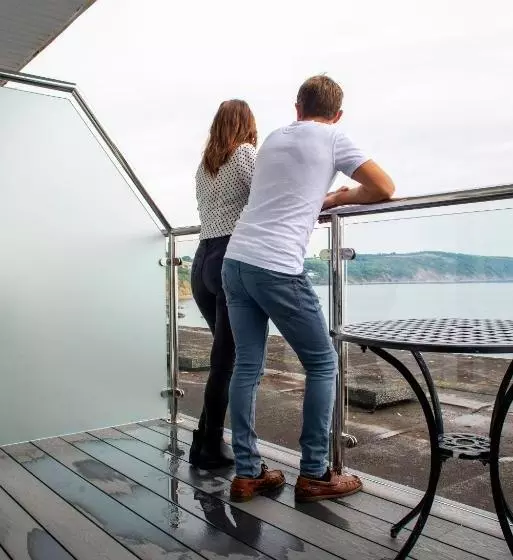 호텔 The Hannafore Point