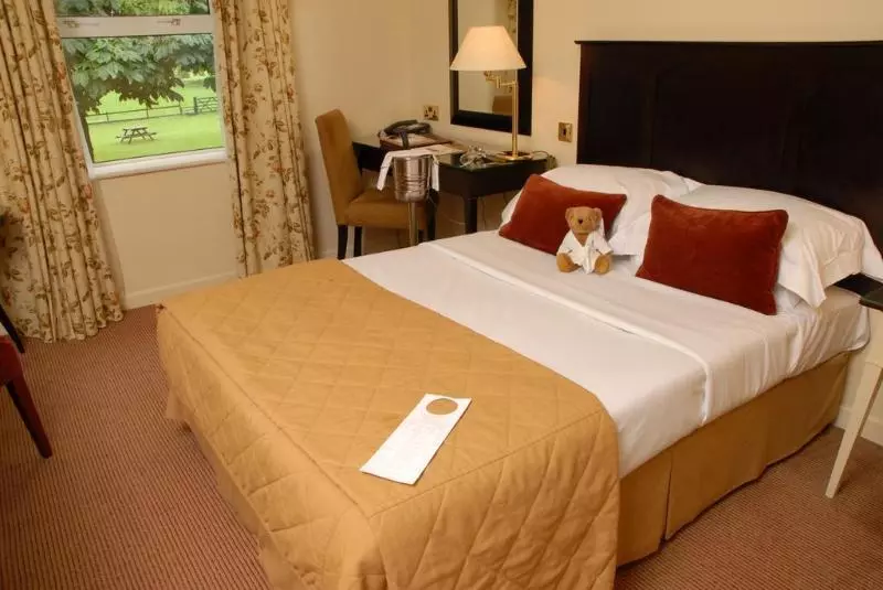 Hatherley Manor Hotel & Spa