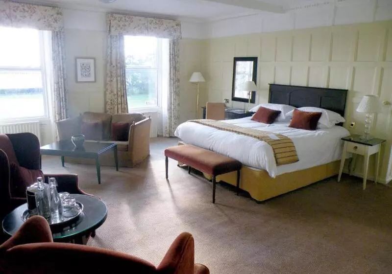 Hatherley Manor Hotel & Spa