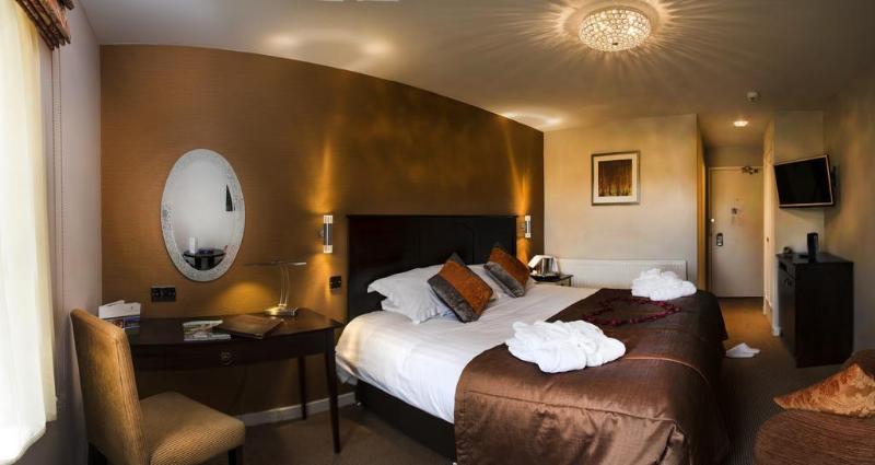 Hatherley Manor Hotel & Spa