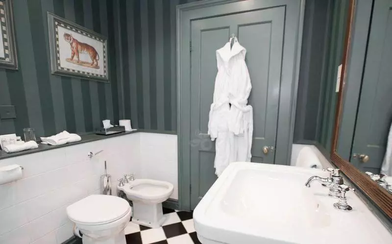 Отель No 1 By Guesthouse, York