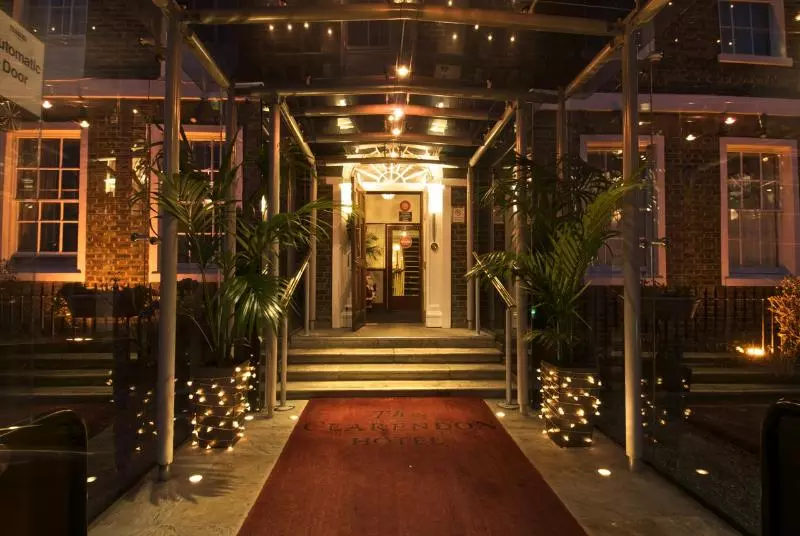 فندق The Clarendon