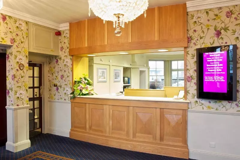 فندق The Clarendon