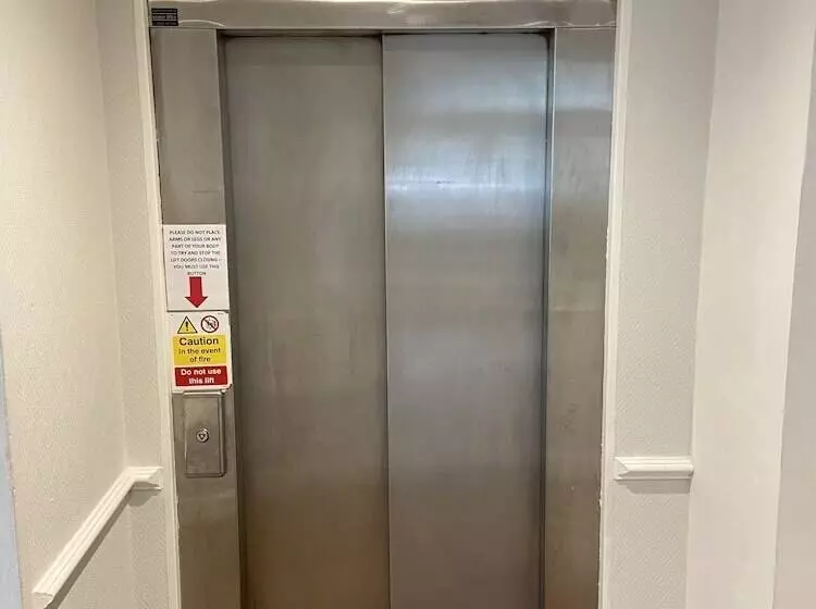 בית מלון כפרי The Fairhaven