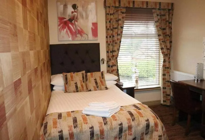 בית מלון כפרי The Griffin Inn