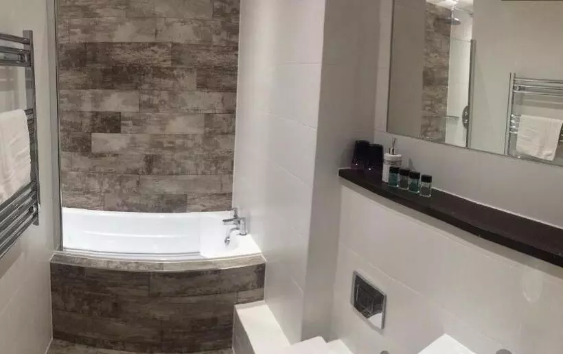 בית מלון כפרי The Griffin Inn