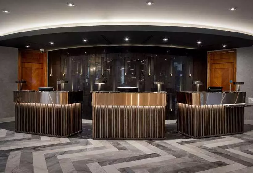 酒店 Hilton Cardiff