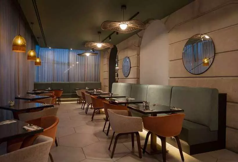 酒店 Hilton Cardiff