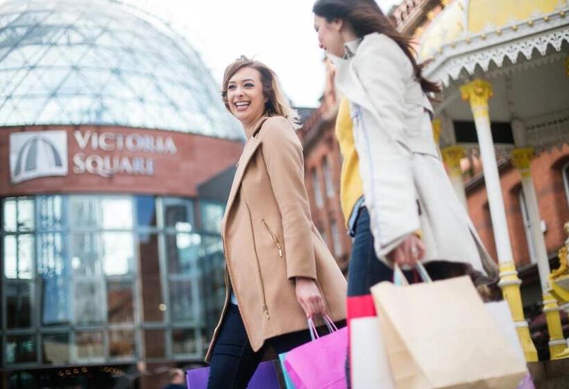 فندق Holiday Inn Express Belfast City, An Ihg