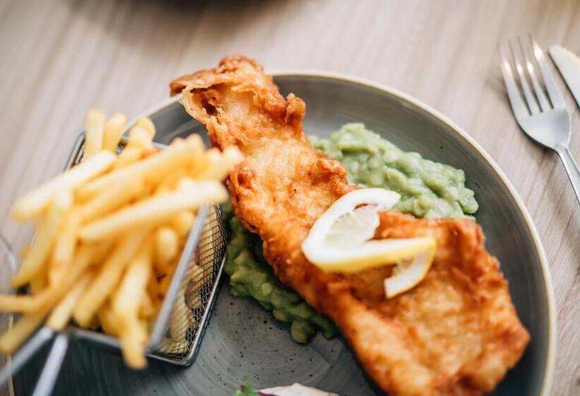 فندق Holiday Inn Express Belfast City, An Ihg