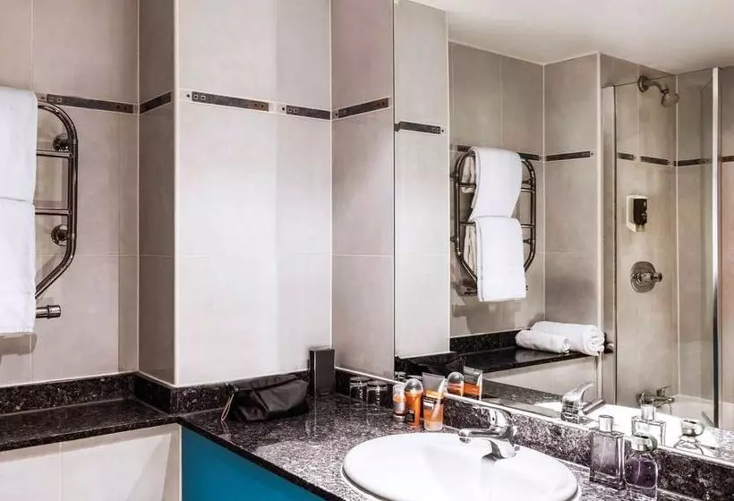 בית מלון כפרי Ibis Styles Reading Oxford Road