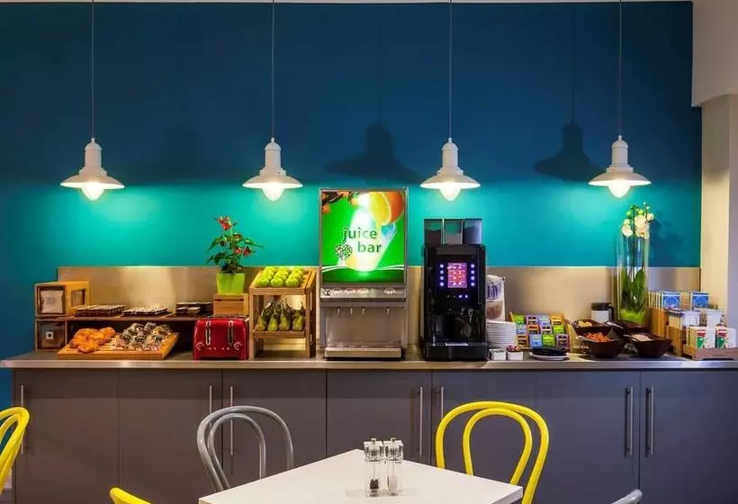 בית מלון כפרי Ibis Styles Reading Oxford Road