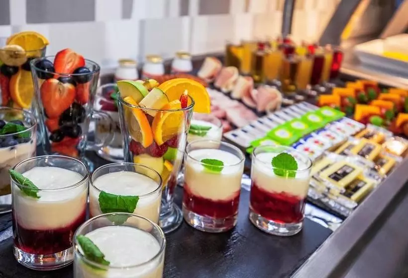 בית מלון כפרי Ibis Styles Reading Oxford Road