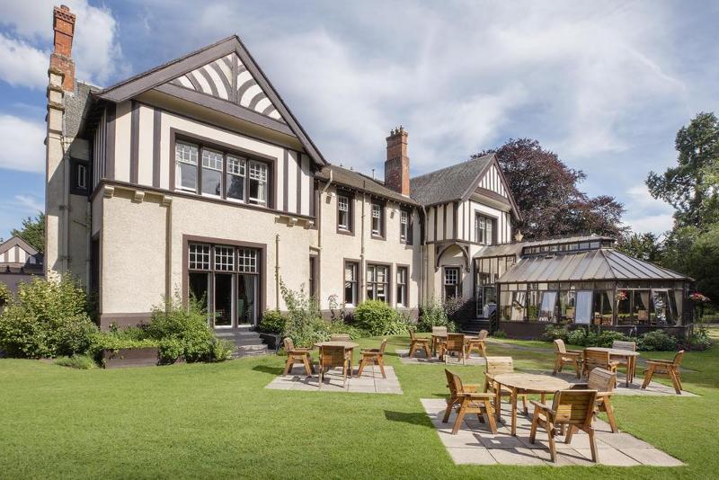 هتل Leonardo Boutique  Huntingtower Perth