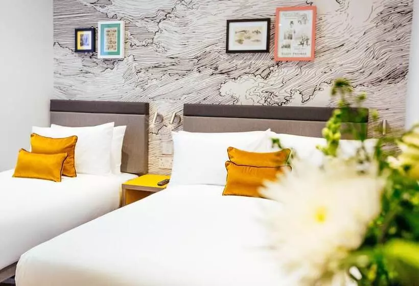 בית מלון כפרי Oliver Plaza