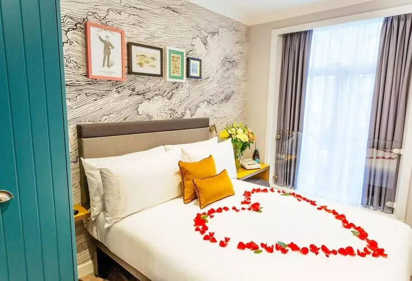 בית מלון כפרי Oliver Plaza