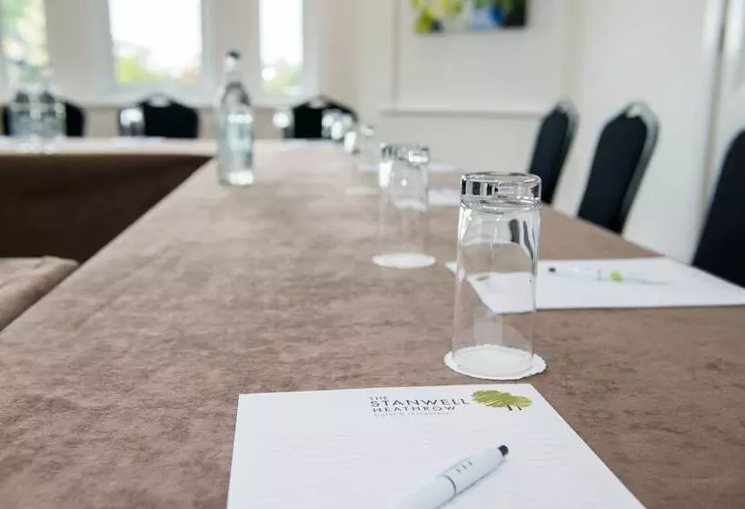 Stanwell Hotel By Mercure