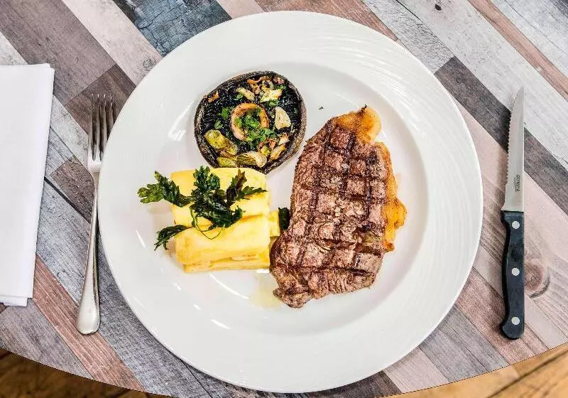 Stanwell Hotel By Mercure