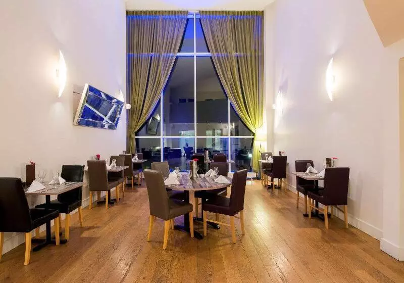 Stanwell Hotel By Mercure