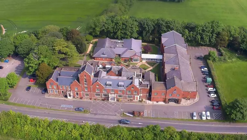 Hogs Back Hotel & Spa