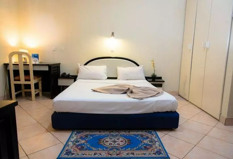 هتل Beausejour Mirabel