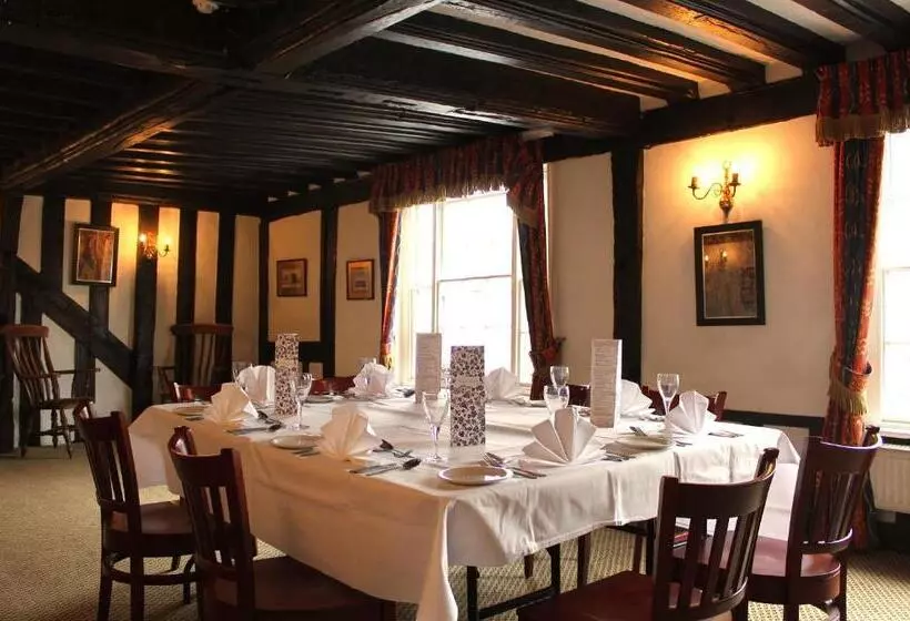 Отель Brook Red Lion