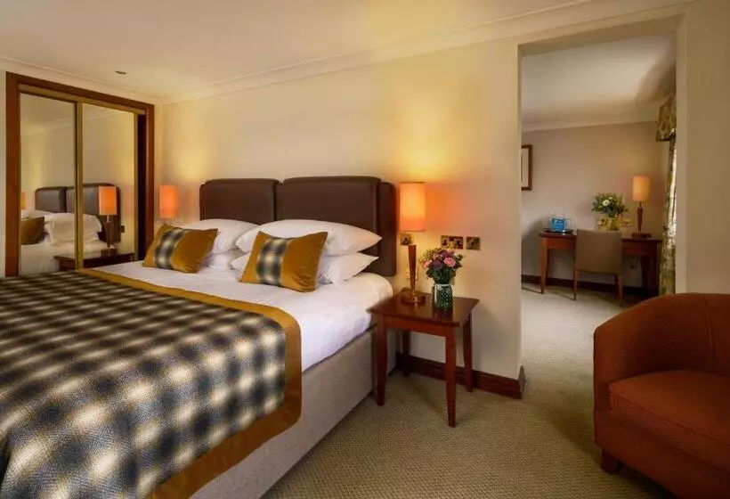 בית מלון כפרי Macdonald Tickled Trout