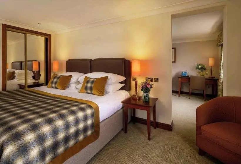 בית מלון כפרי Macdonald Tickled Trout