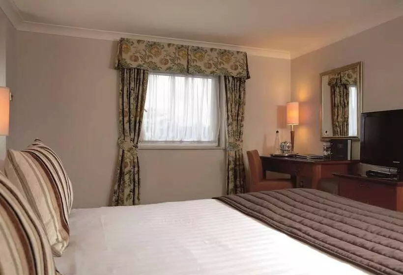 בית מלון כפרי Macdonald Tickled Trout