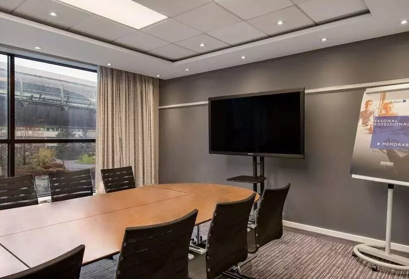 فندق Radisson Blu Manchester Airport