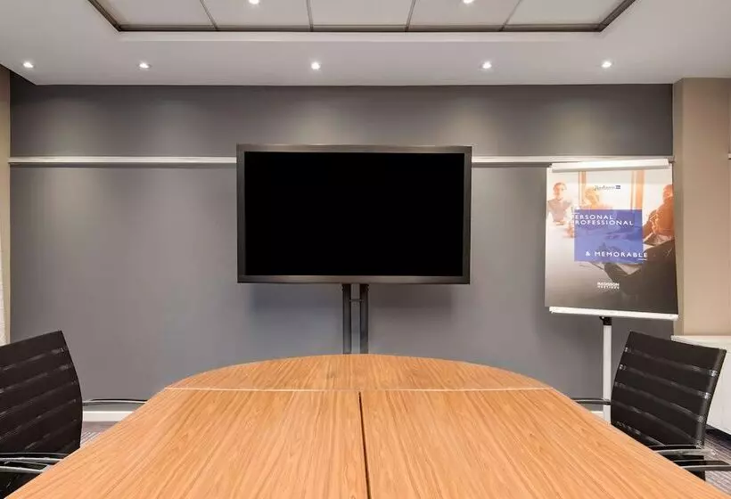 فندق Radisson Blu Manchester Airport