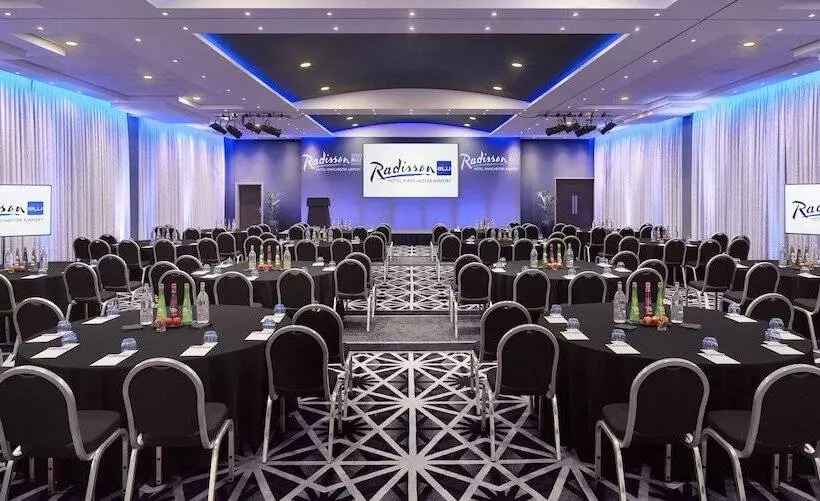 فندق Radisson Blu Manchester Airport