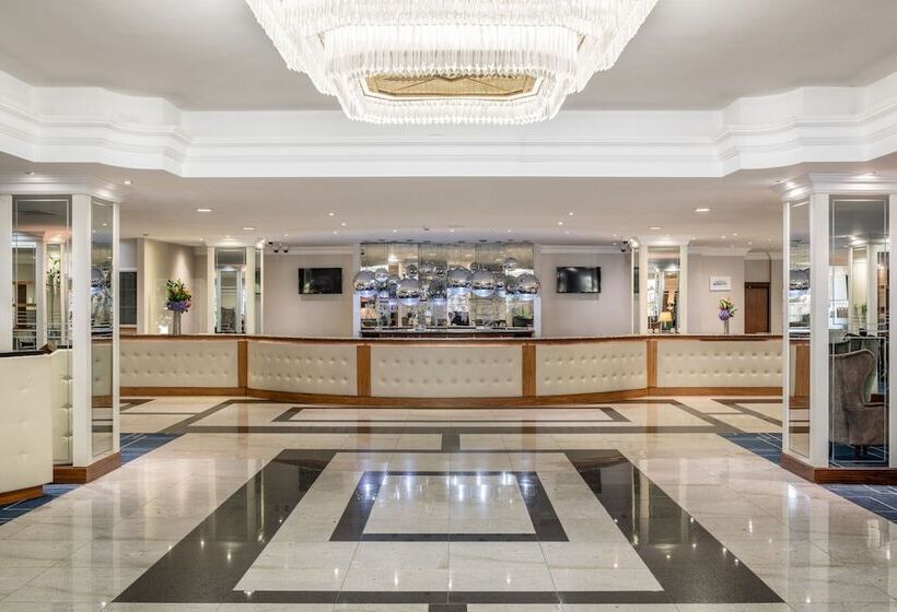 Otel Renaissance London Heathrow