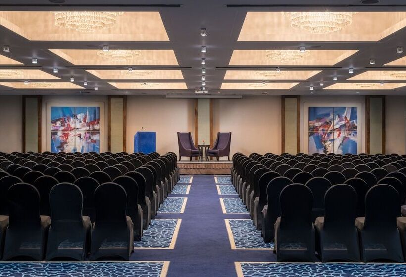 Otel Renaissance London Heathrow