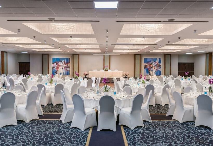 Otel Renaissance London Heathrow