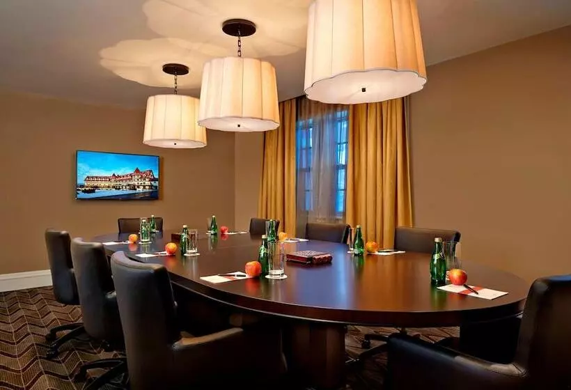 בית מלון כפרי The Algonquin Resort St. Andrews Bythesea, Autograph Collection