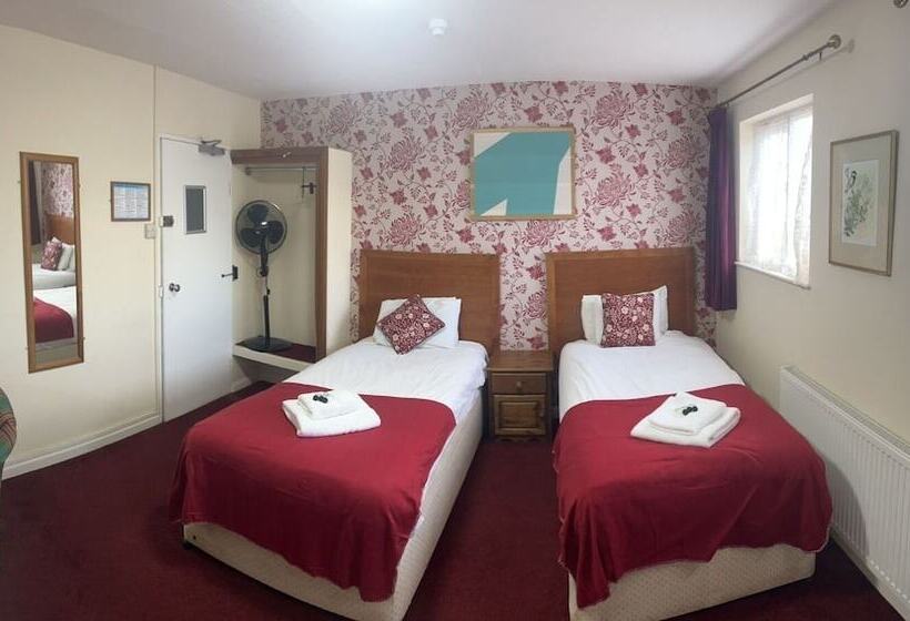 هتل The Rose And Crown