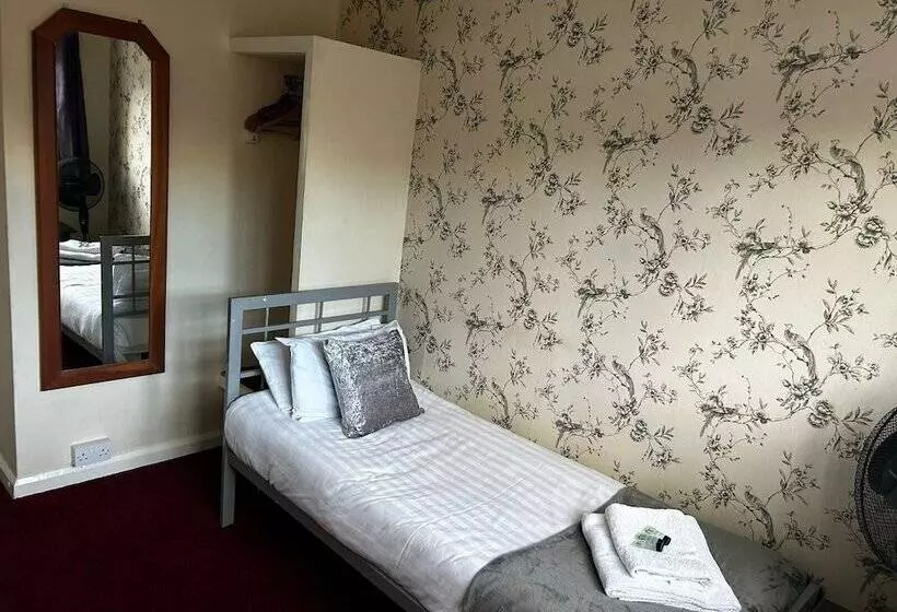 호텔 The Rose And Crown