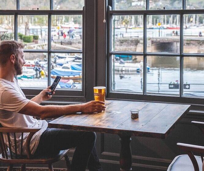 Hotel The Royal Castle