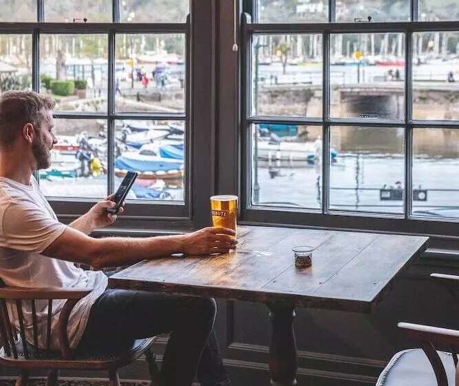 Отель The Royal Castle